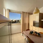 House Blue Roses Your Temptation In Puglia Apartman